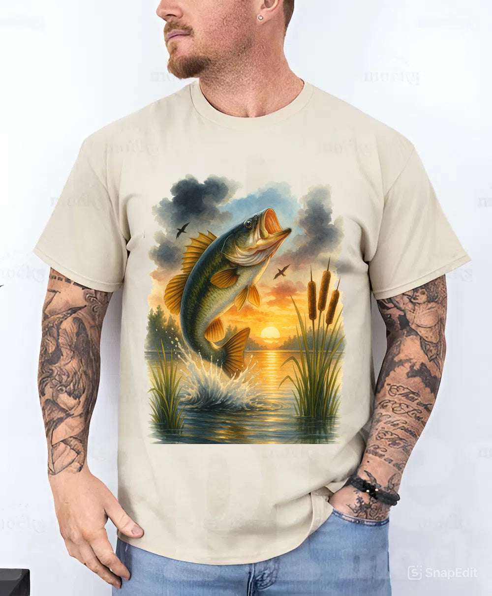 Vintage Sunset Fishing T-Shirt – Unisex Soft Tee for Anglers & Outdoor Lovers